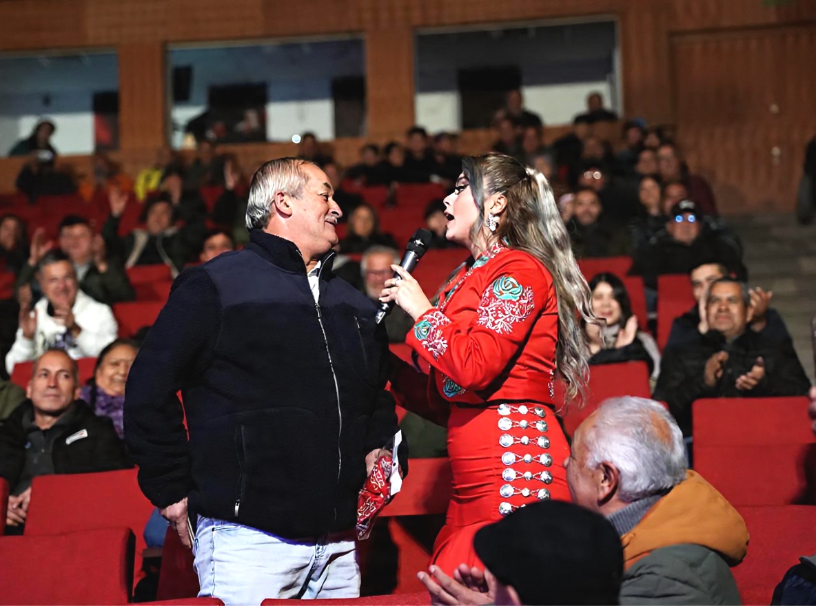 MASIVA CELEBRACIÓN DEL DÍA DEL PADRE EN CURICÓ