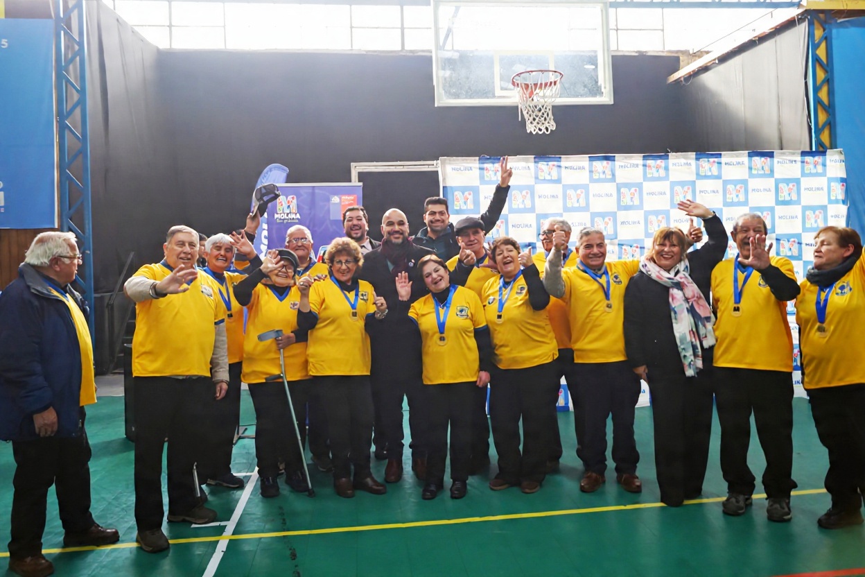 PRIMER CAMPEONATO REGIONAL DE BOCHAS EN MOLINA REUNIÓ A CENTROS DIURNOS COMUNITARIOS DE PERSONAS MAYORES DE SENAMA MAULE