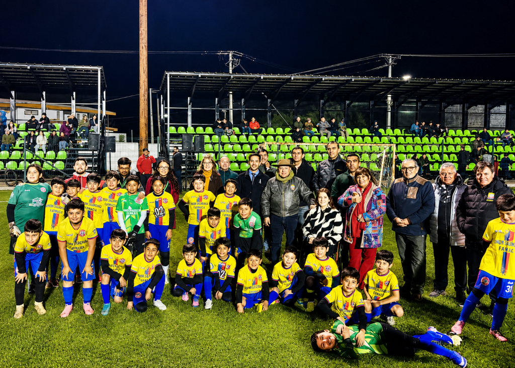 EN SAGRADA FAMILIA INAUGURAN NUEVA INFRAESTRUCTURA PARA EL ESTADIO MUNICIPAL 