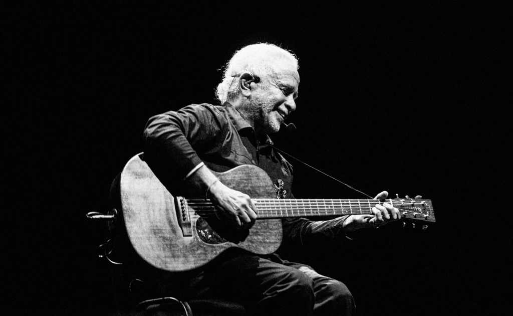FERNANDO UBIERGO CELEBRA 50 AÑOS DE LEGADO Y GRANDES CANCIONES EN CURICÓ Y TALCA