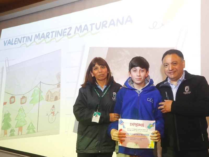 REALIZAN PREMIACIÓN DE CONCURSO DE DIBUJO Y PINTURA DE SERVICIO DE BIENESTAR DE DEPARTAMENTO DE SALUD COMUNAL DE CURICÓ