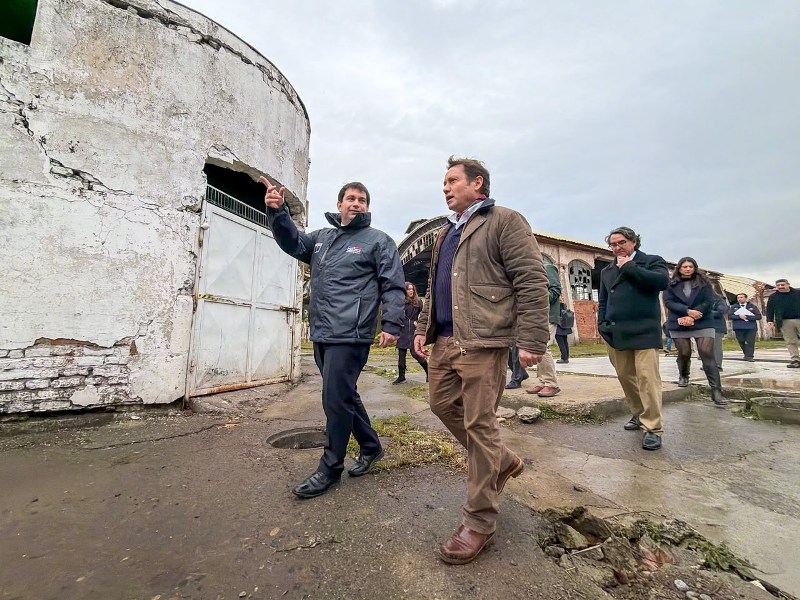 GOBIERNO REGIONAL DEL MAULE COMPROMETE EL 50% DE LOS RECURSOS PARA LA RECONSTRUCCIÓN DEL MERCADO CENTRAL DE TALCA