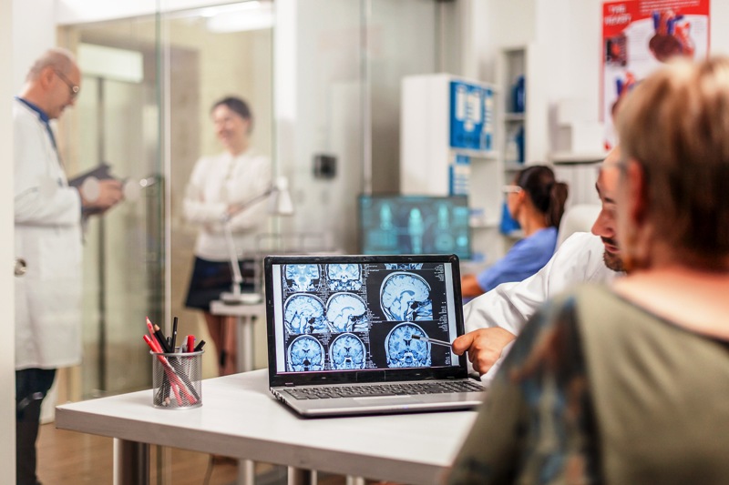 ¿CUÁLES SON LAS ENFERMEDADES MÁS COMUNES QUE AFECTAN AL CEREBRO?