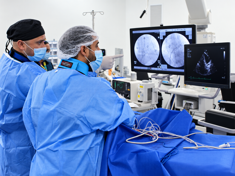 REALIZAN EN HOSPITAL DE CURICÓ INNOVADORA TÉCNICA PARA TRATAR ARRITMIAS COMPLEJAS EN EL SISTEMA PÚBLICO